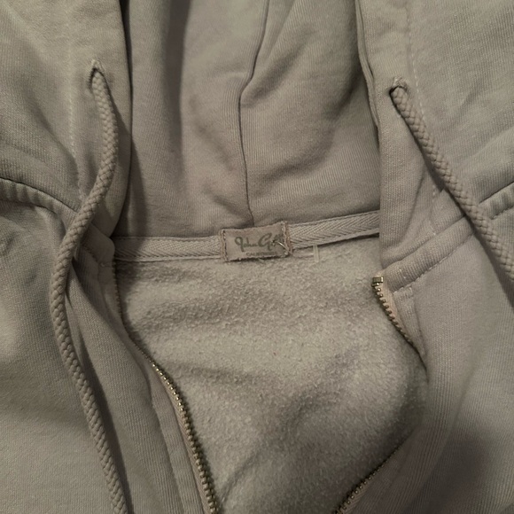 Brandy Melville Light Blue Zip-Up Sweater - Picture 3 of 3